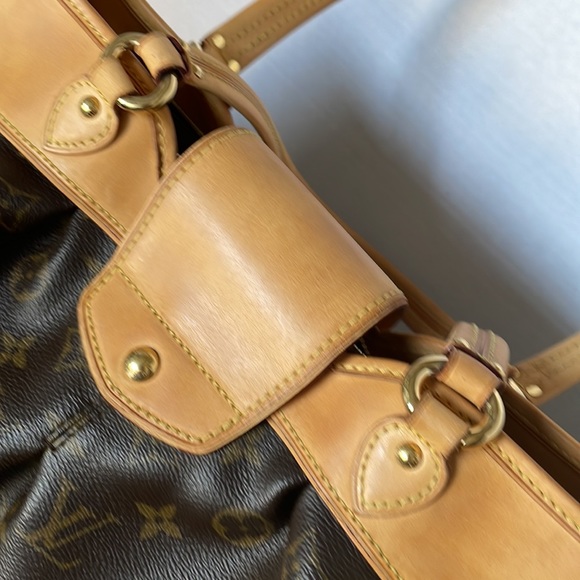 Louis Vuitton Monogram Boetie  MM Shoulder Bag. - Picture 11 of 17